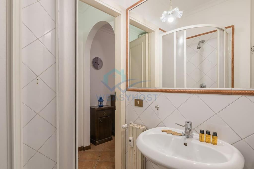 In - Jolie Parioli R0ma Apartment